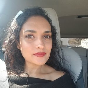 Meet your Posher, Sonali